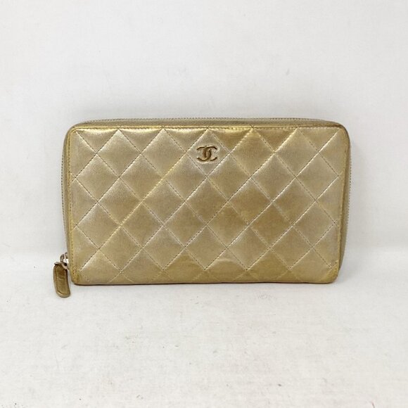Chanel #NPXBBB Quilted Zip Around Wallet - Picture 1 of 7